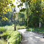 New 137 Suite Yves - Cosy Apartment Paris Center